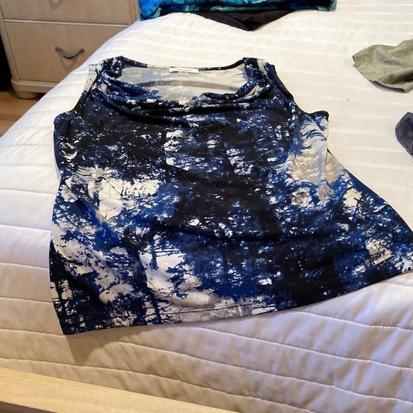Calvin Klein Tops - CALVIN Klein top size small